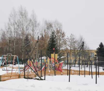 Беларусь, Витебская область, городской посёлок Бешенковичи, Молодёжная улица, 13