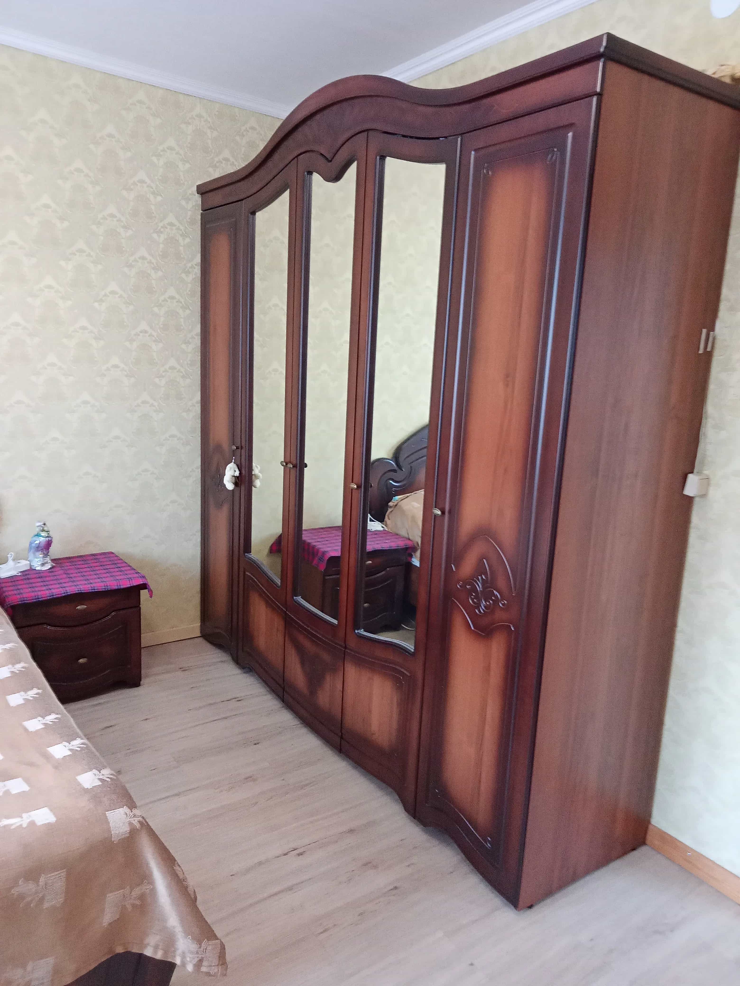 Беларусь, Гродненская область, Дятловский район, городской посёлок Новоельня, Дятловская улица, 7