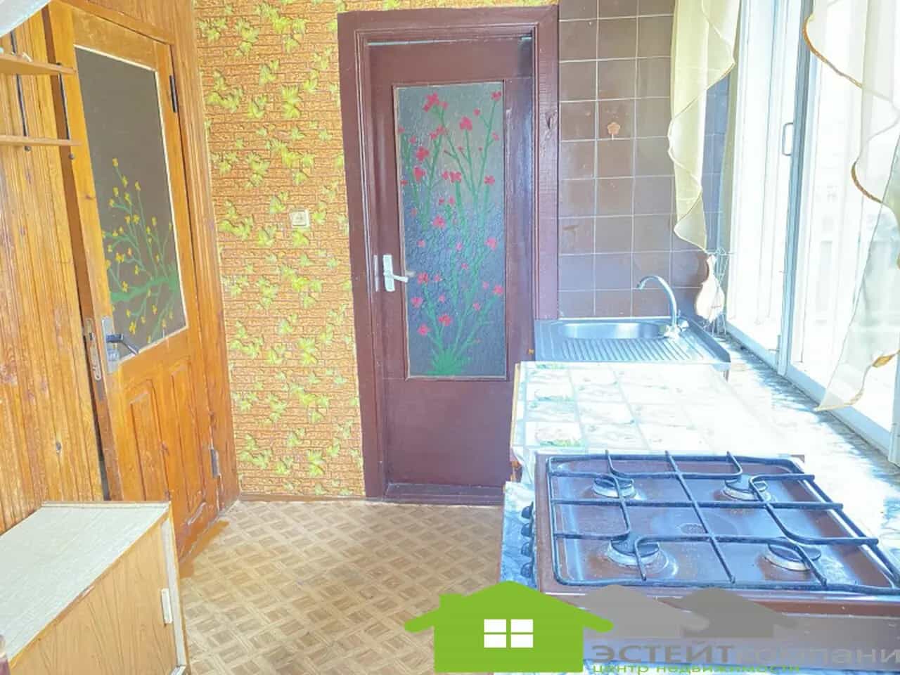 Беларусь, Гродненская область, Слоним, улица Карла Маркса, 42, фото 12