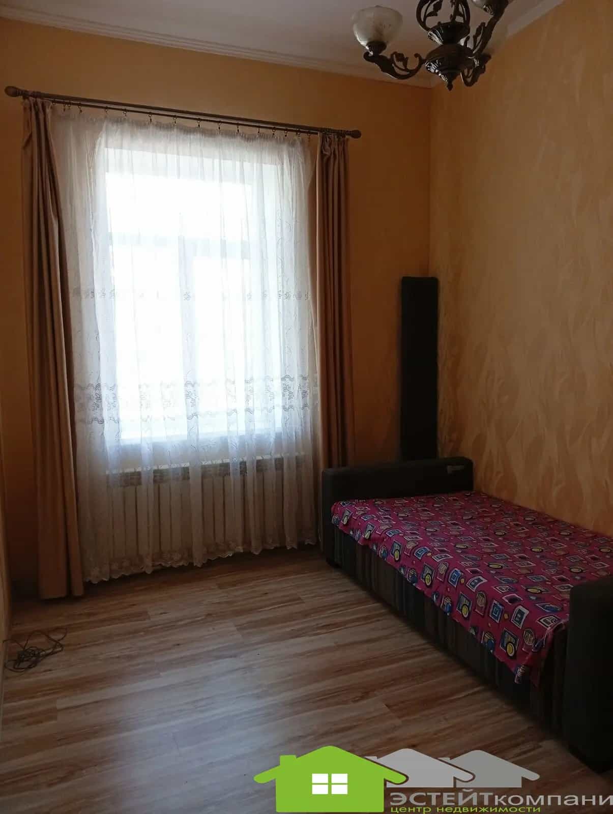 Беларусь, Гродненская область, Слоним, улица Пушкина, 65, фото 21