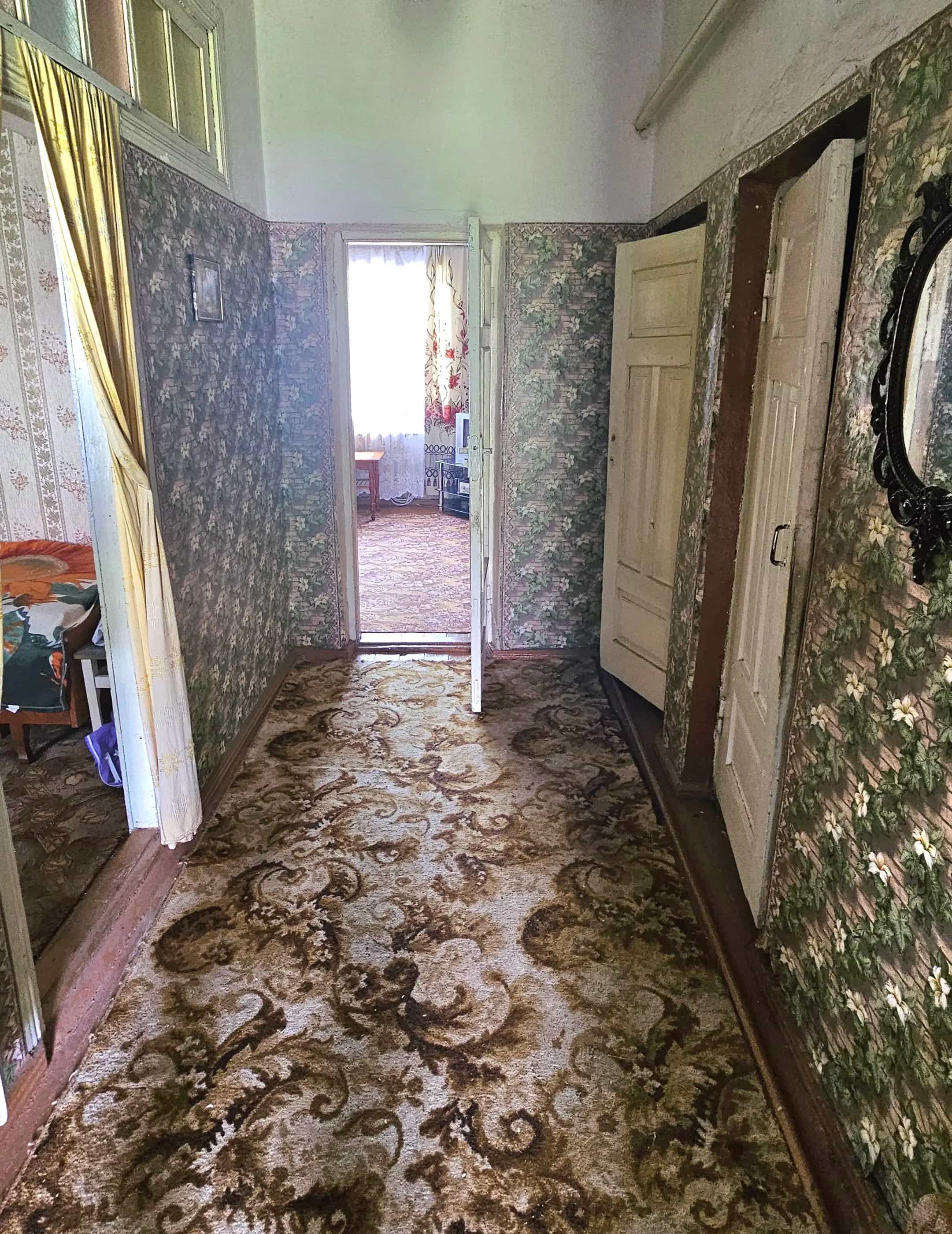 Беларусь, Брестская область, Ивацевичи, улица Ленина, 4А, фото 2