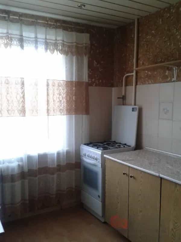 Беларусь, Минская область, Борисов, улица Ватутина, 32, фото 4