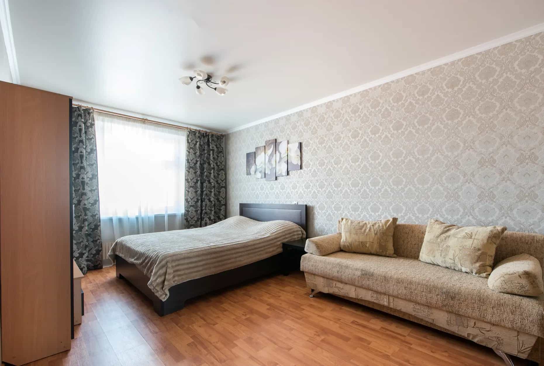 Беларусь, Витебская область, Орша, улица Мира, 80, фото 2