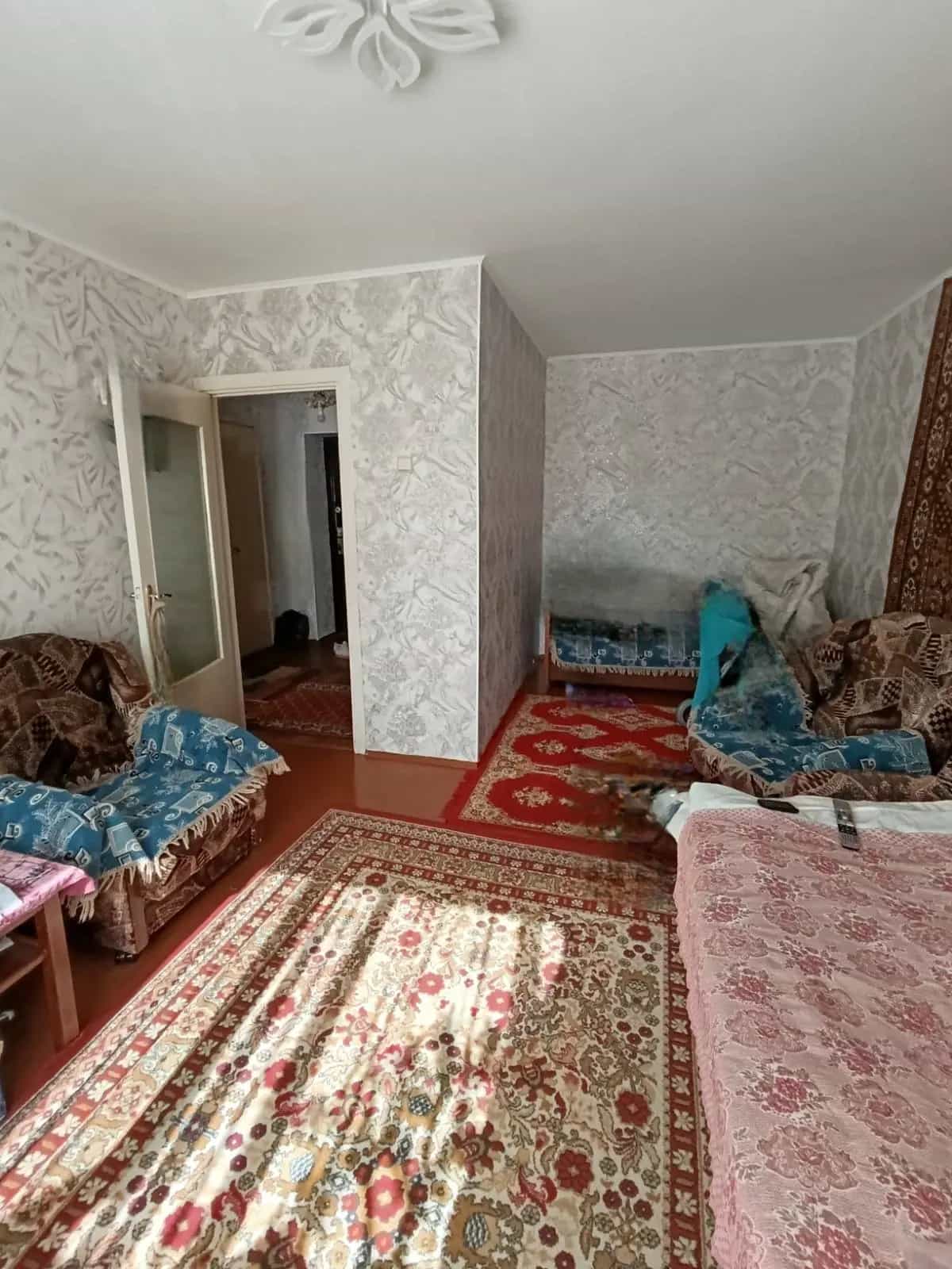 Беларусь, Брестская область, Пинск, проспект Жолтовского, 47, фото 3