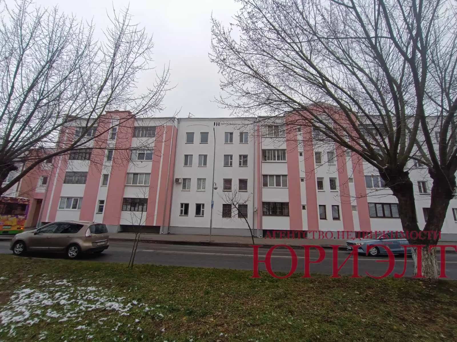 Беларусь, Брестская область, Пинск, Завальная улица, 3