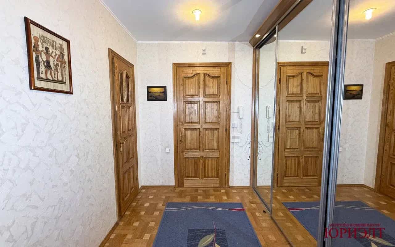 Беларусь, Витебск, улица Кирова, 8, фото 13
