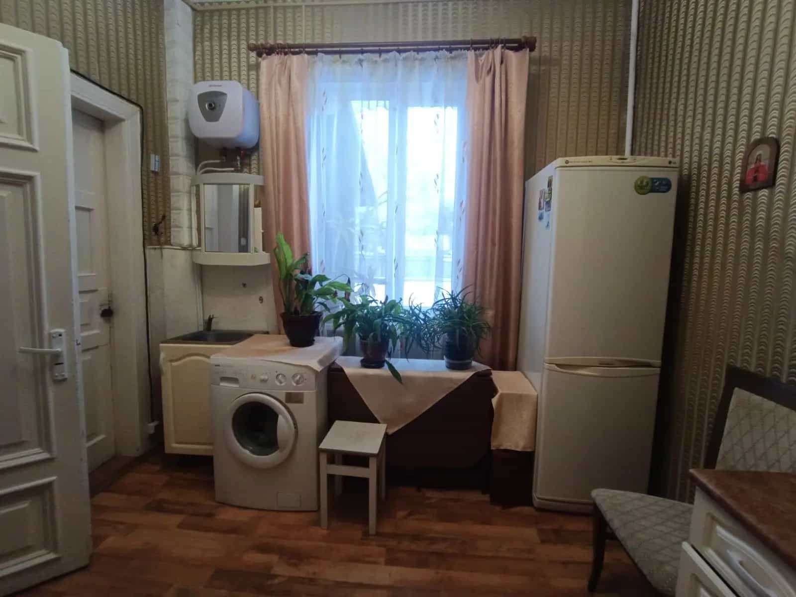 Беларусь, Брестская область, Пинск, улица Черняховского, 75, фото 5