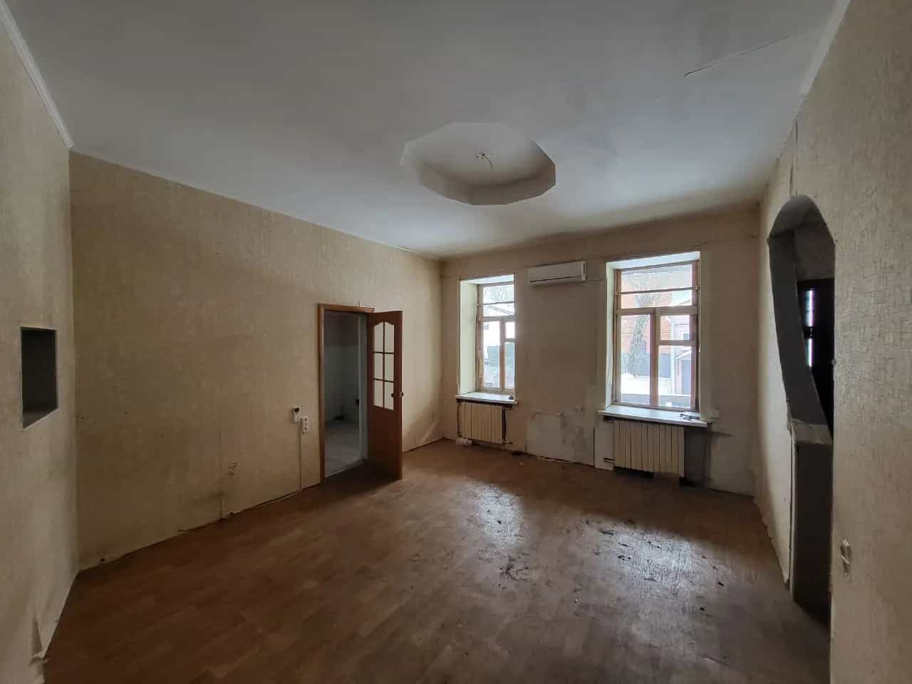 Беларусь, Витебск, Революционная улица, 5