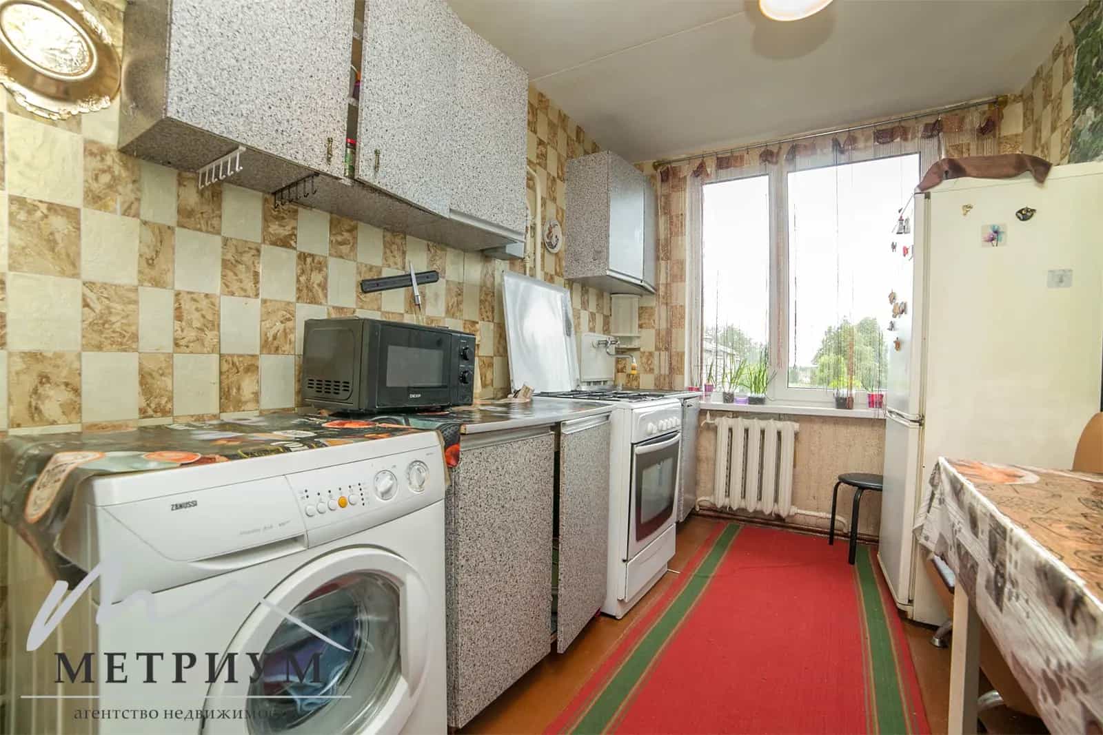 Беларусь, Минская область, Молодечно, Молодёжная улица, 7, фото 10