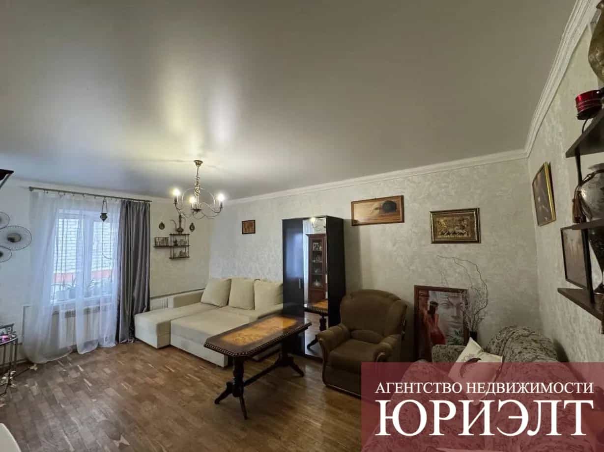 Беларусь, Брест, улица Васнецова, 42/2, фото 2