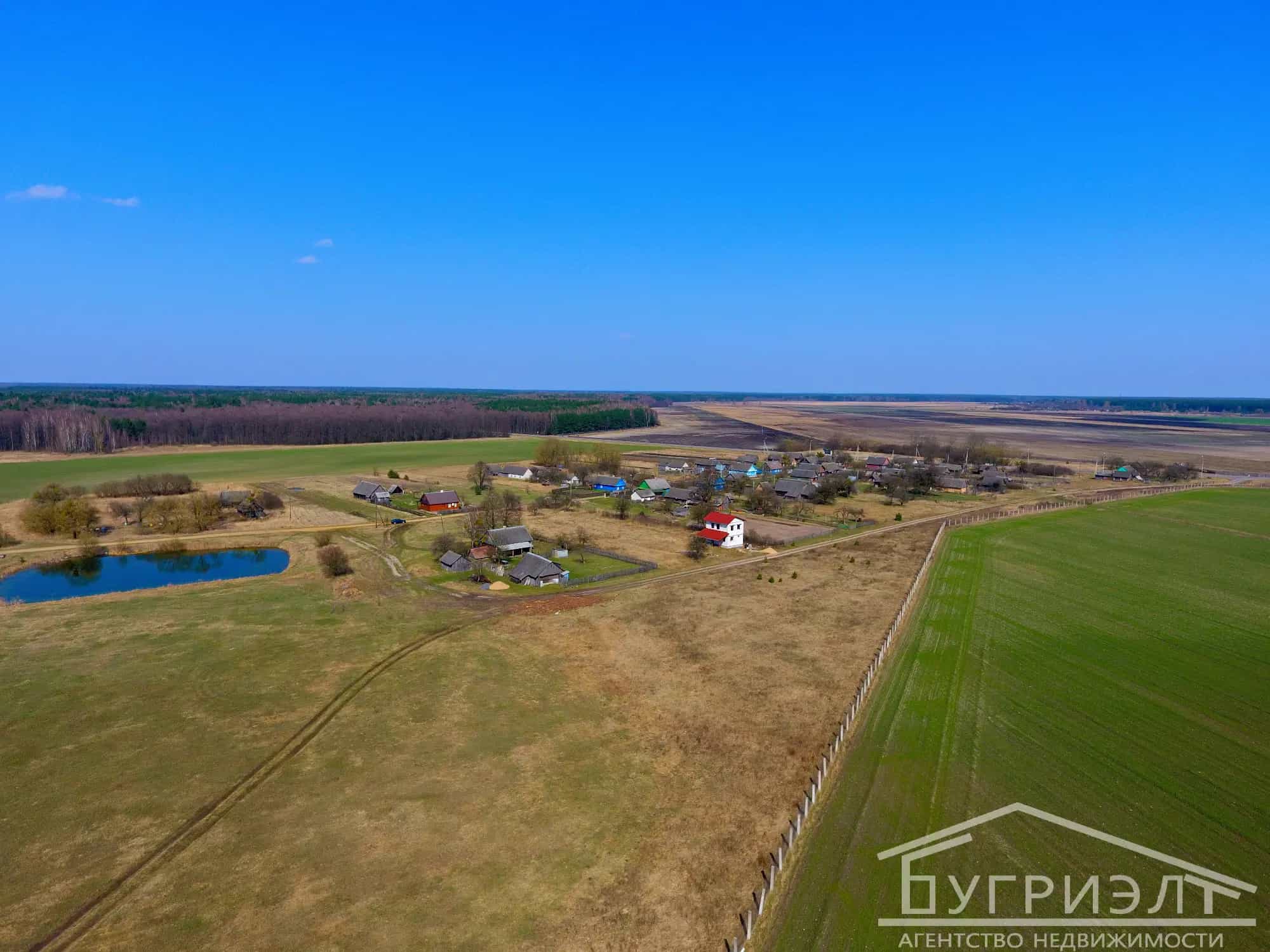 Беларусь, Брестская область, Каменецкий район, агрогородок Беловежский, Маладзёжная вуліца, 7, фото 4