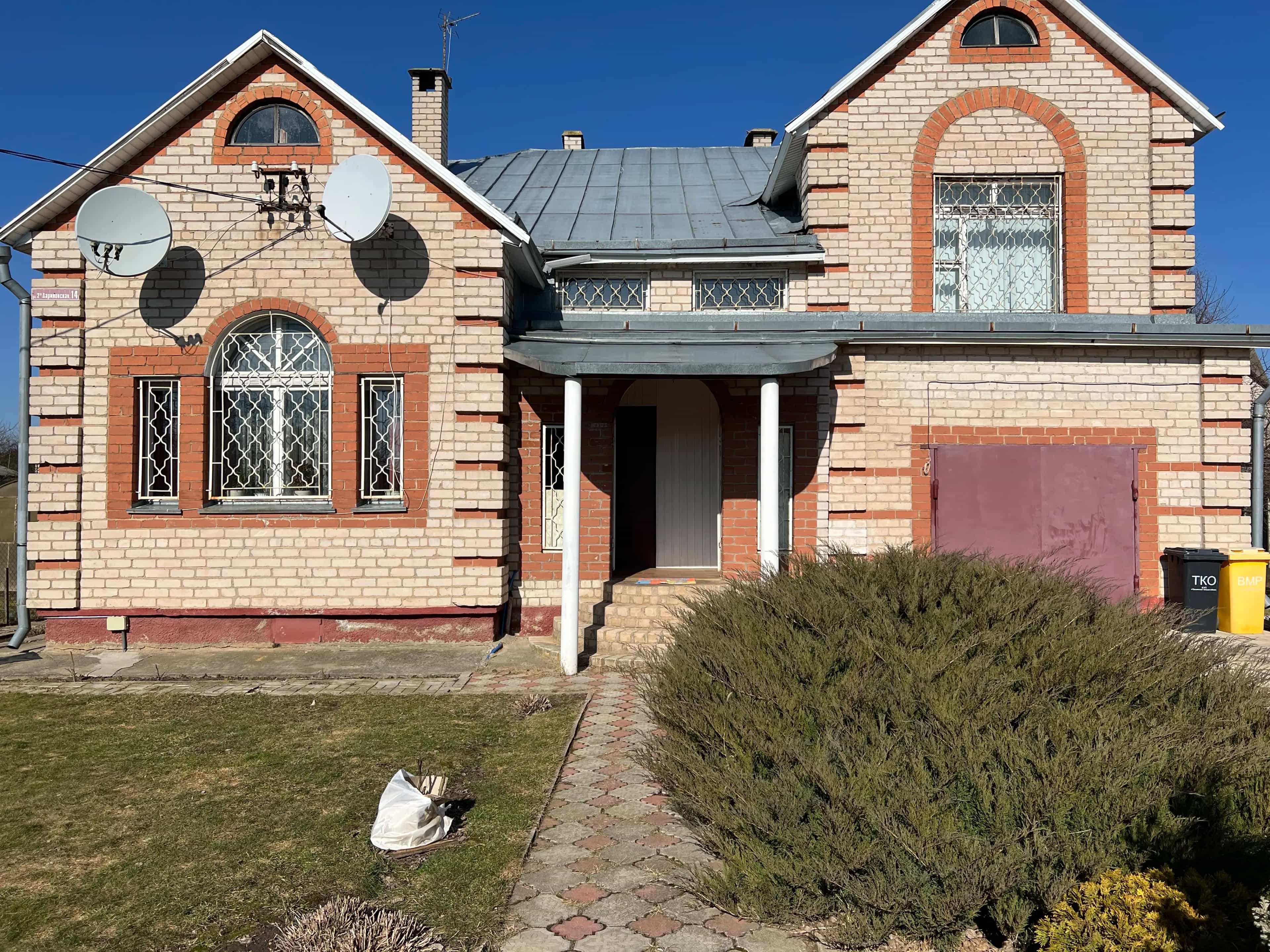 Беларусь, Витебская область, Орша, 2-я Лариновская улица, 19