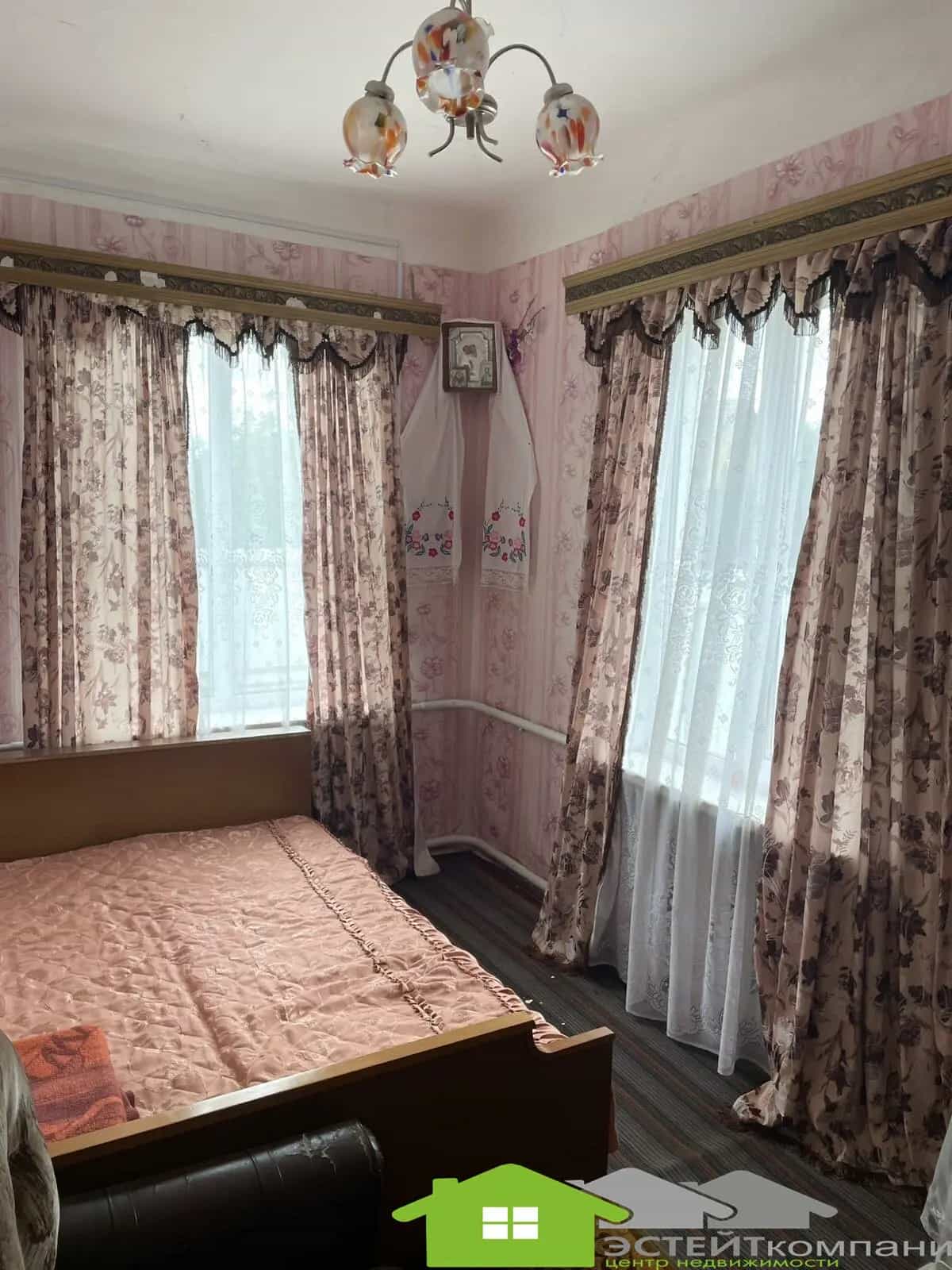 Беларусь, Гродненская область, Слоним, Советская улица, 38, фото 9