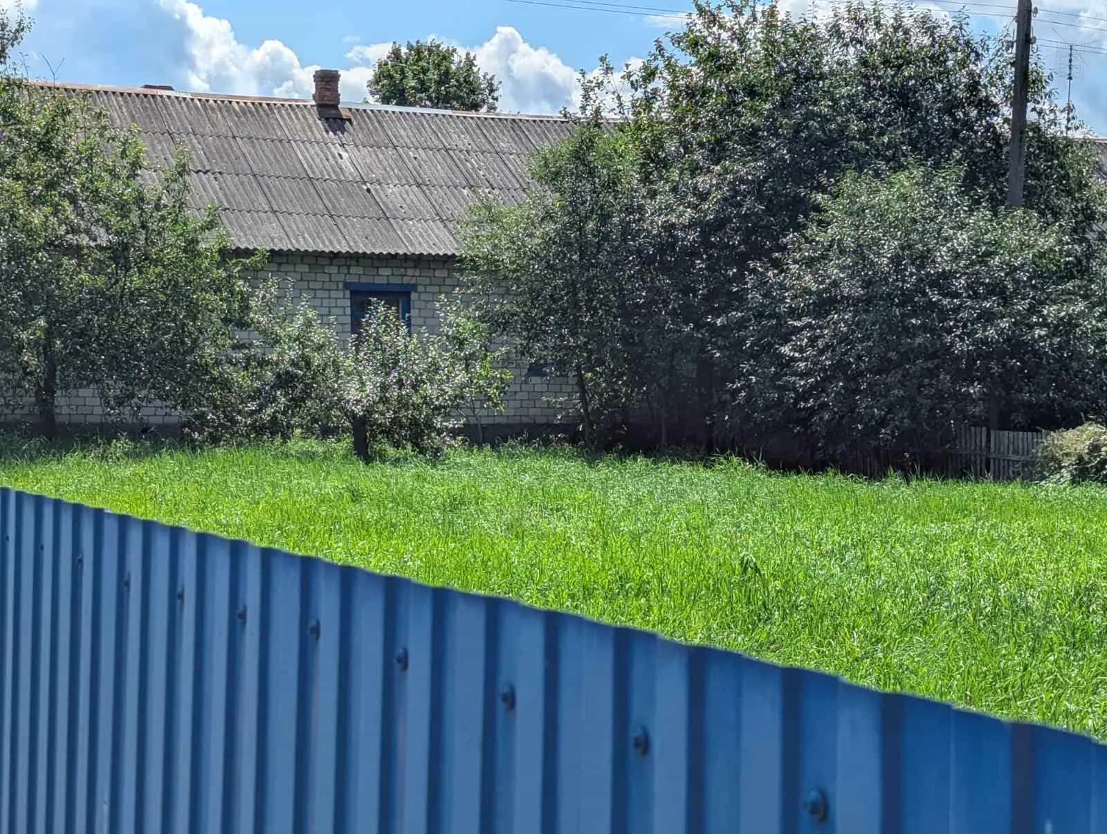 Беларусь, Гомельская область, городской посёлок Октябрьский, Набережная улица, 62