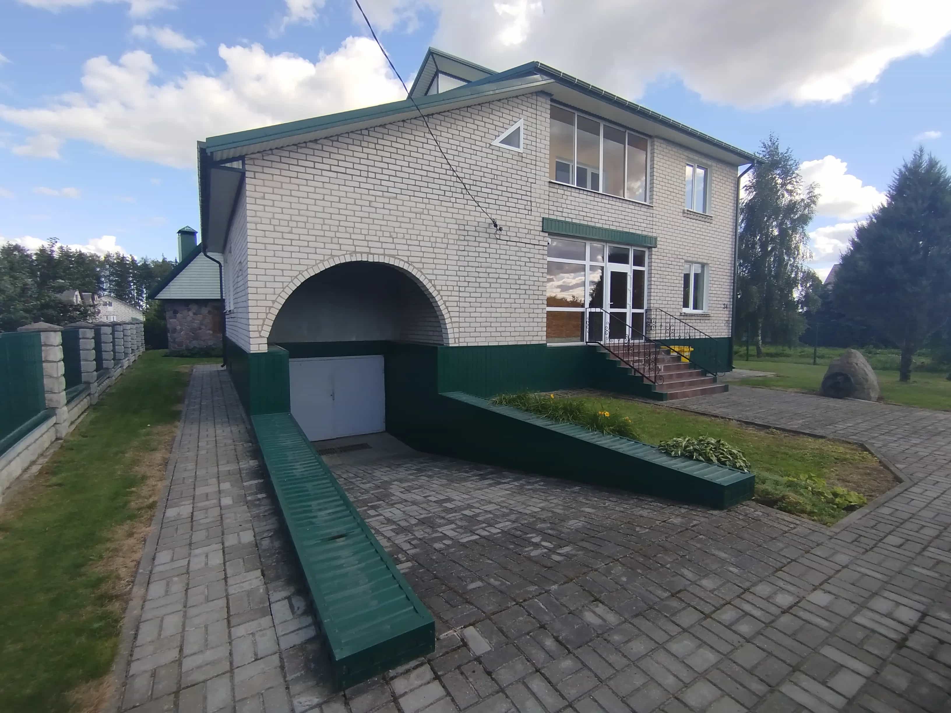 Беларусь, Гродненская область, городской посёлок Вороново, Юбилейная улица, 40А