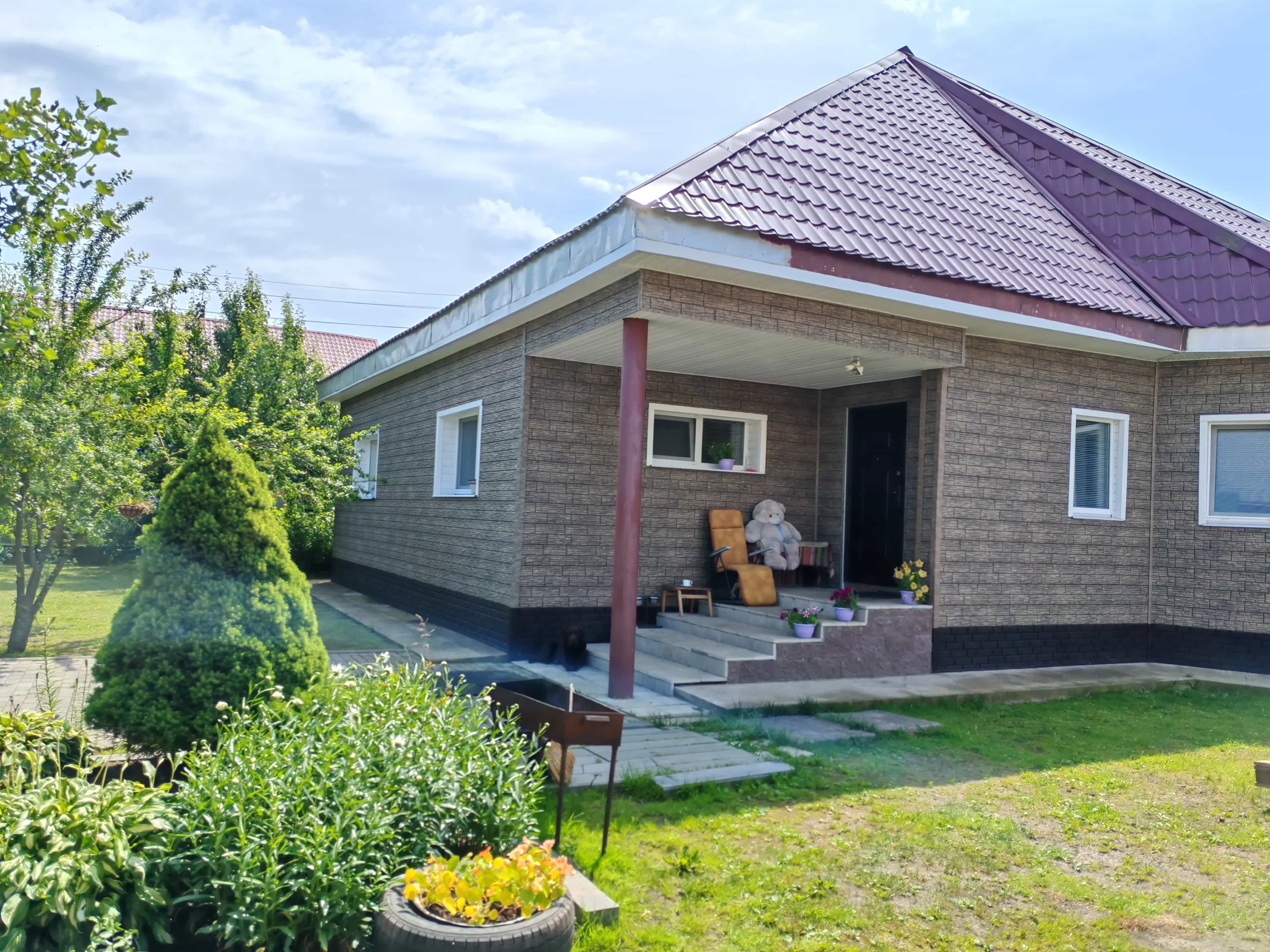 Беларусь, Витебская область, Новополоцк, улица Сурикова, 2