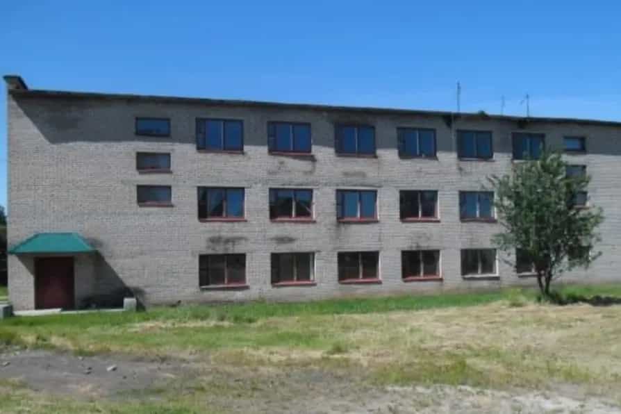 Беларусь, Гродненская область, Свислочь, улица Гагарина, 25