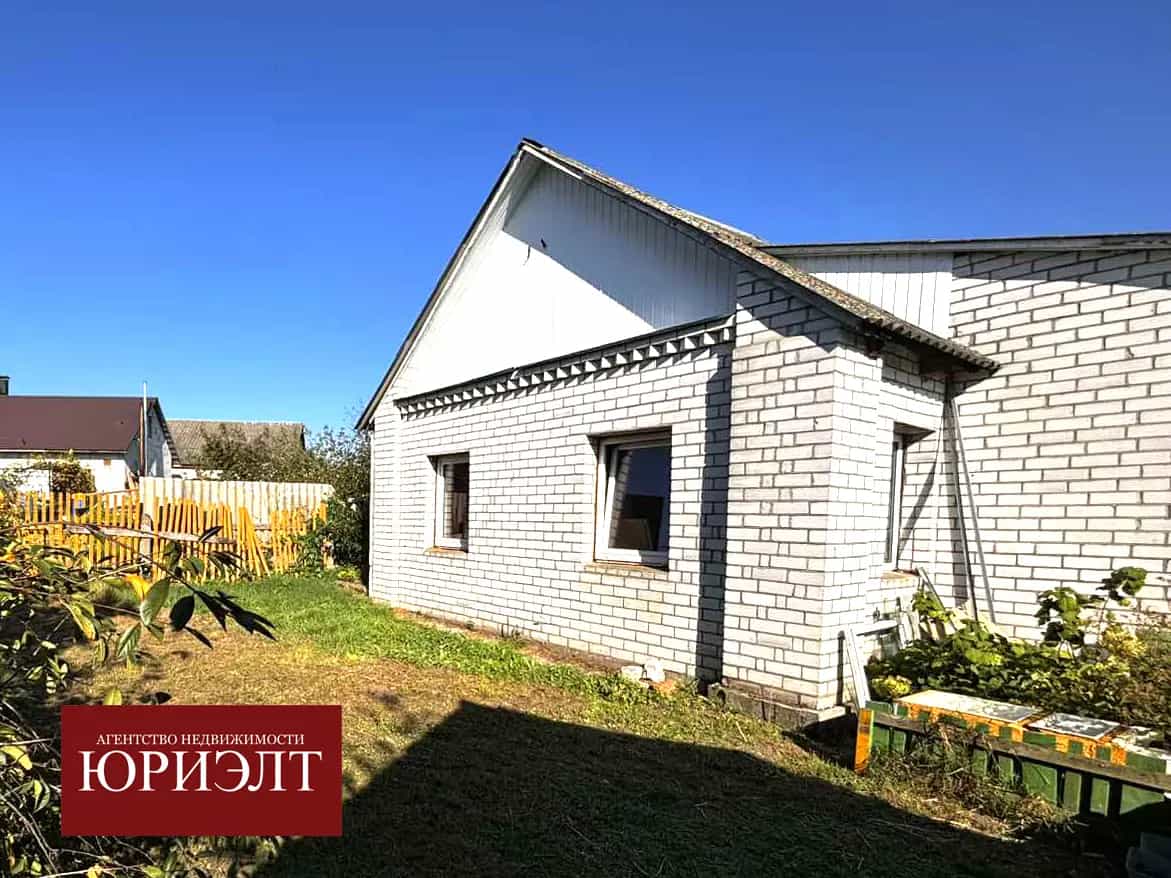 Беларусь, Гродненская область, Лида, Новосельская улица, 18