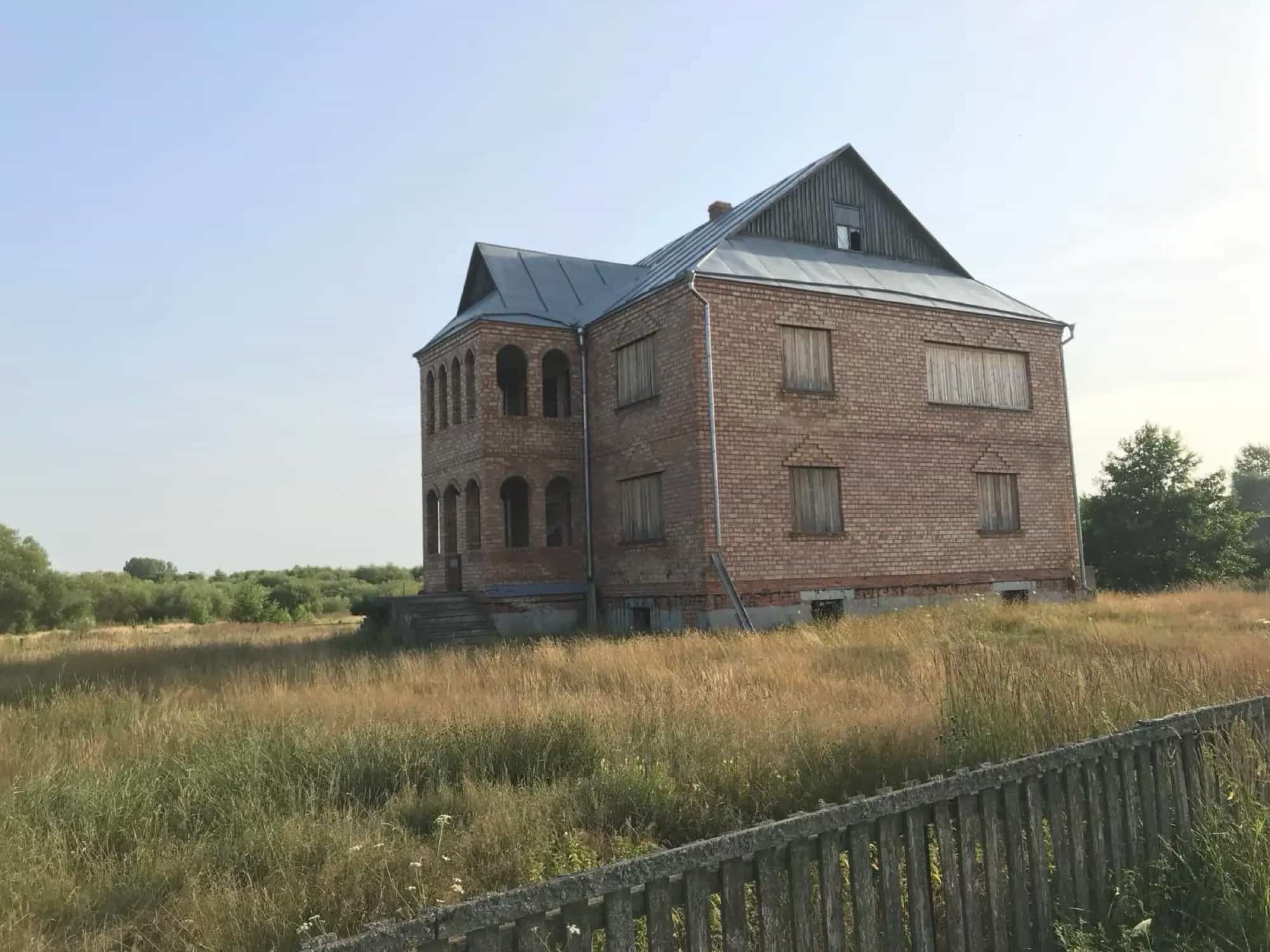 Беларусь, Гомельская область, городской посёлок Лельчицы, улица Островского, 74, фото 2