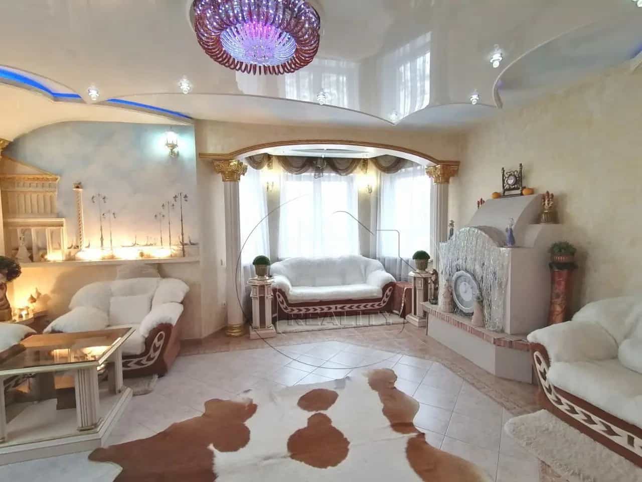 Беларусь, Брест, Учительская улица, 52