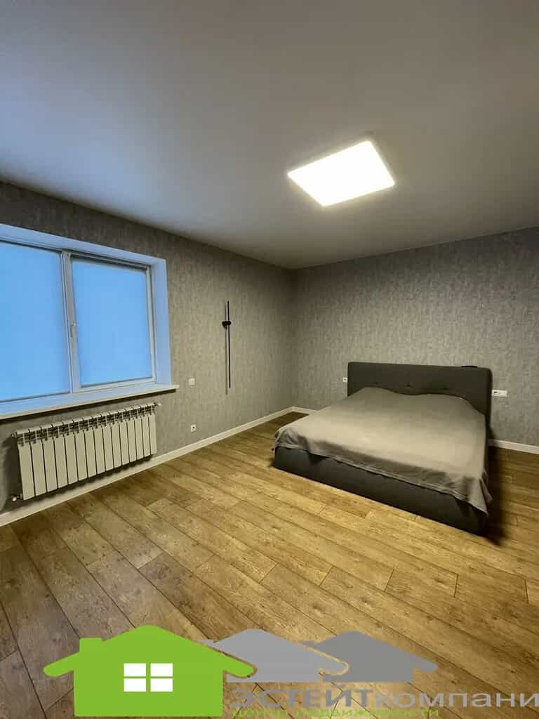Беларусь, Гродненская область, Новогрудок, улица Тураева, 19, фото 8