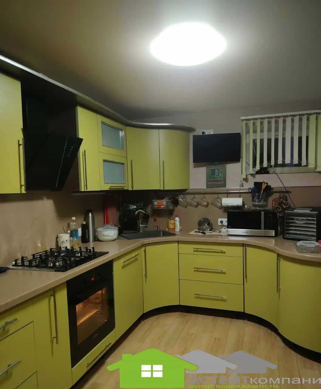 Беларусь, Гродненская область, Слоним, Красноармейская улица, 121Г, фото 9