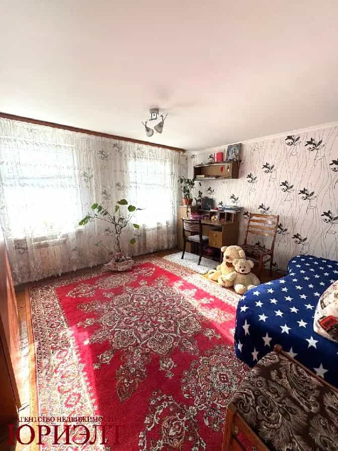 Беларусь, Гродненская область, Лида, улица Калинина, 62, фото 5