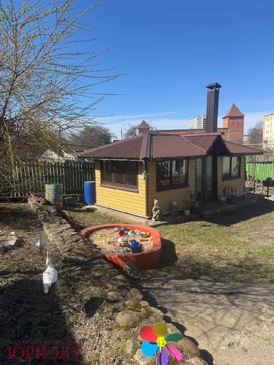 Беларусь, Гродненская область, Лида, улица Калинина, 5, фото 16