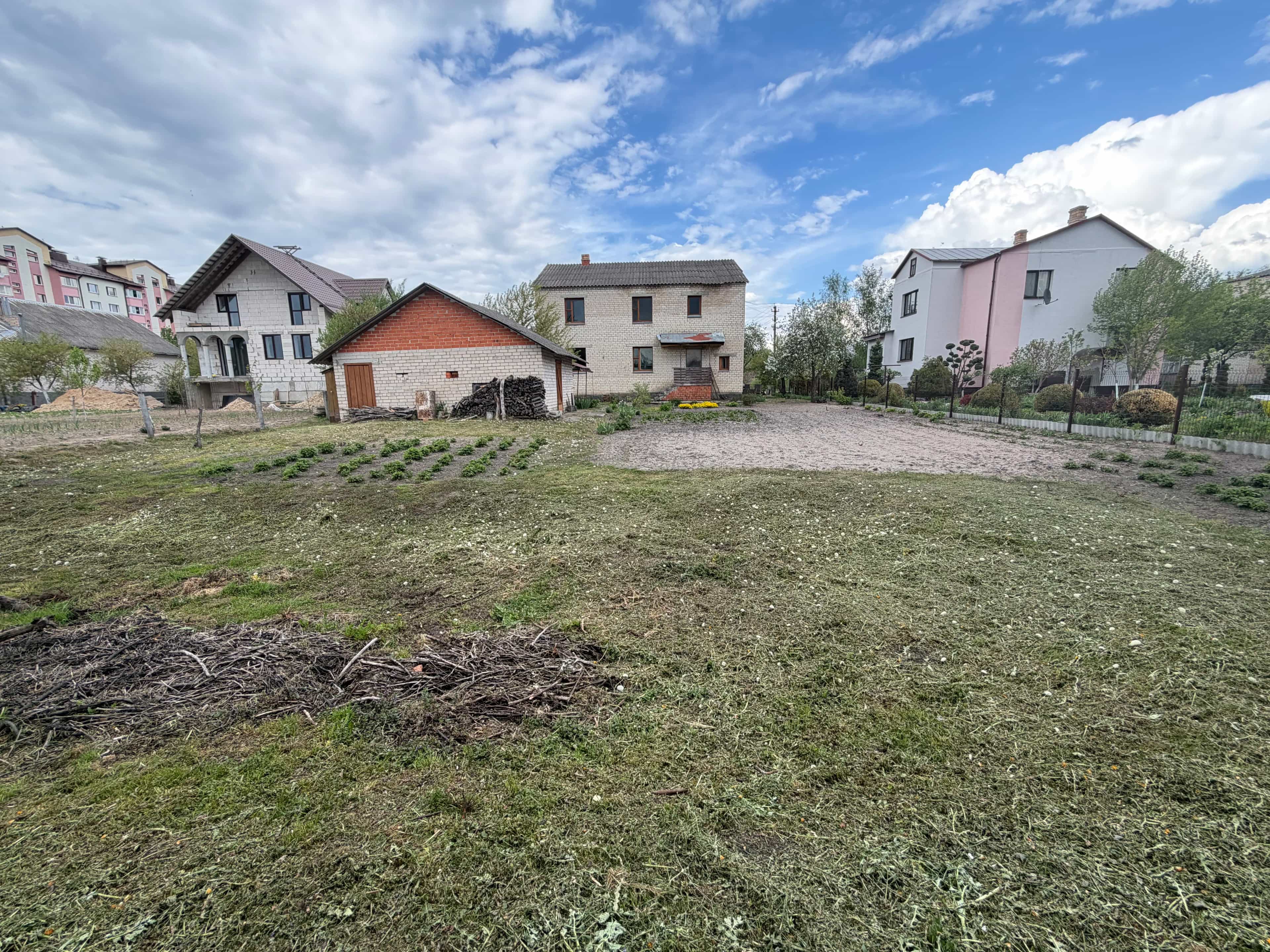 Беларусь, Брестская область, Лунинец, Белорусская улица, 12, фото 7