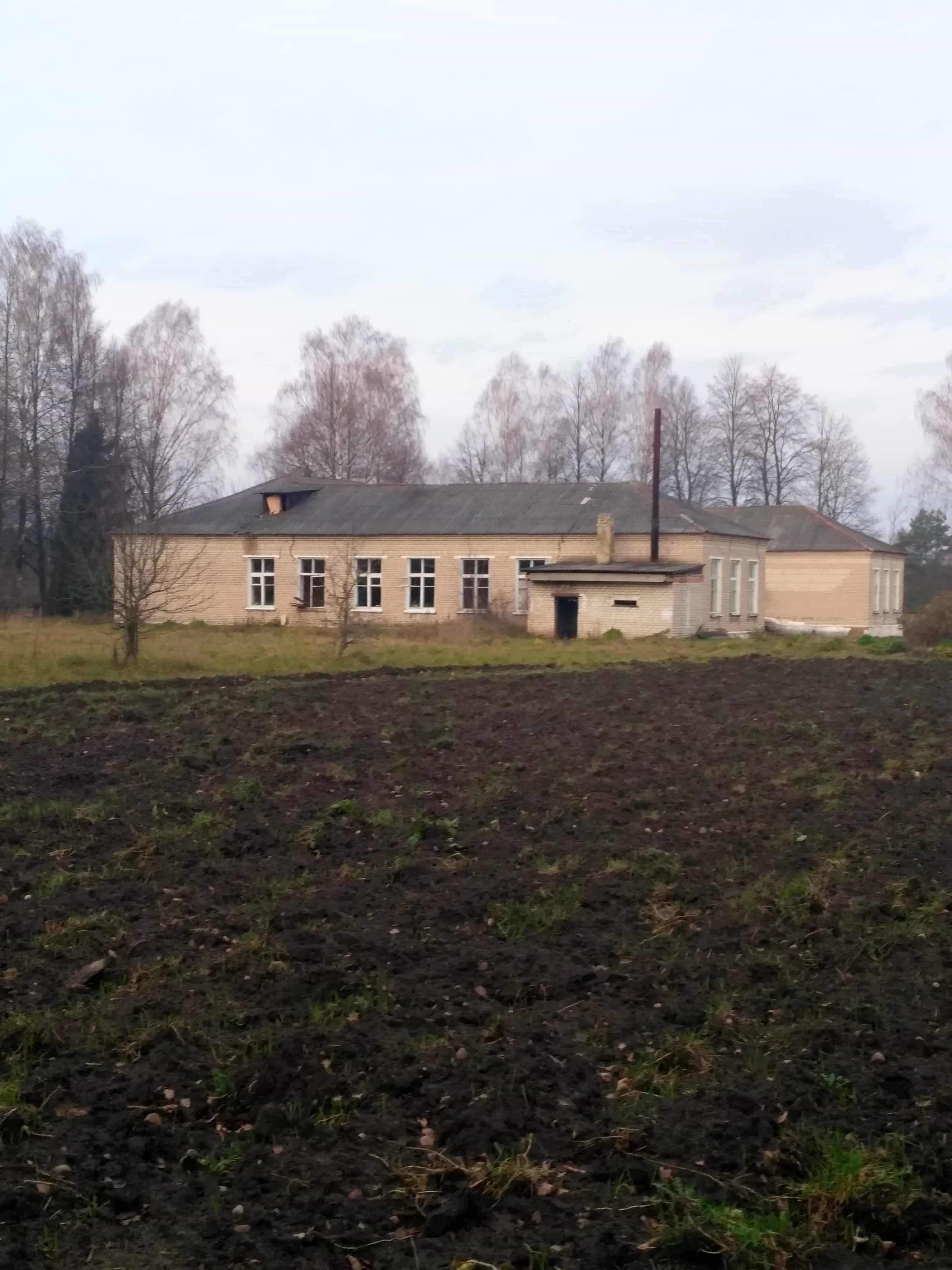 Беларусь, Минская область, Логойский район, Задорьевский сельсовет, деревня Избище, Школьная улица, 8, фото 2
