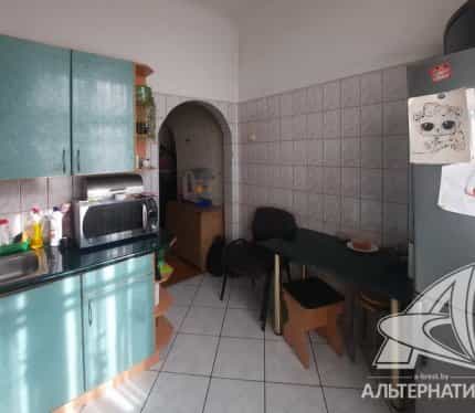 Беларусь, Брест, Комсомольская улица, 32Ак3, фото 7
