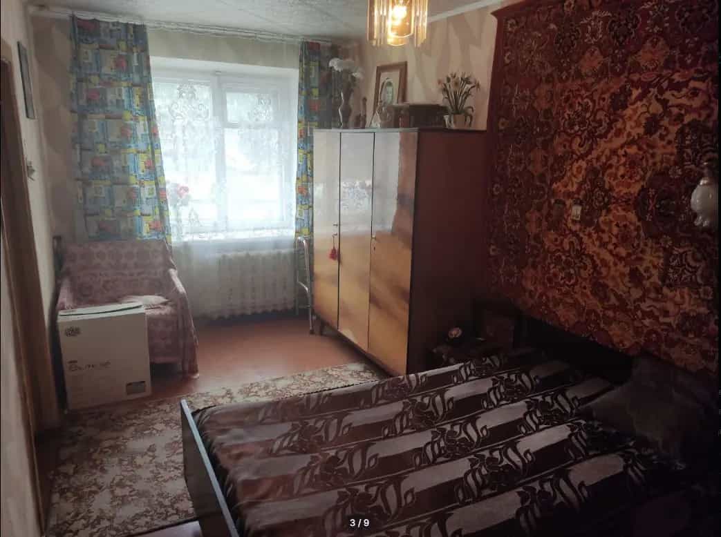 Беларусь, Минская область, Борисов, улица Гагарина, 87, фото 2
