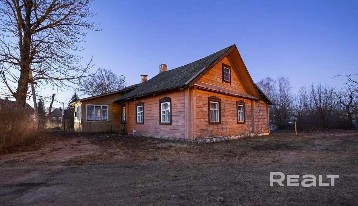 Беларусь, Витебская область, Браслав, улица 1 Мая, 3, фото 2