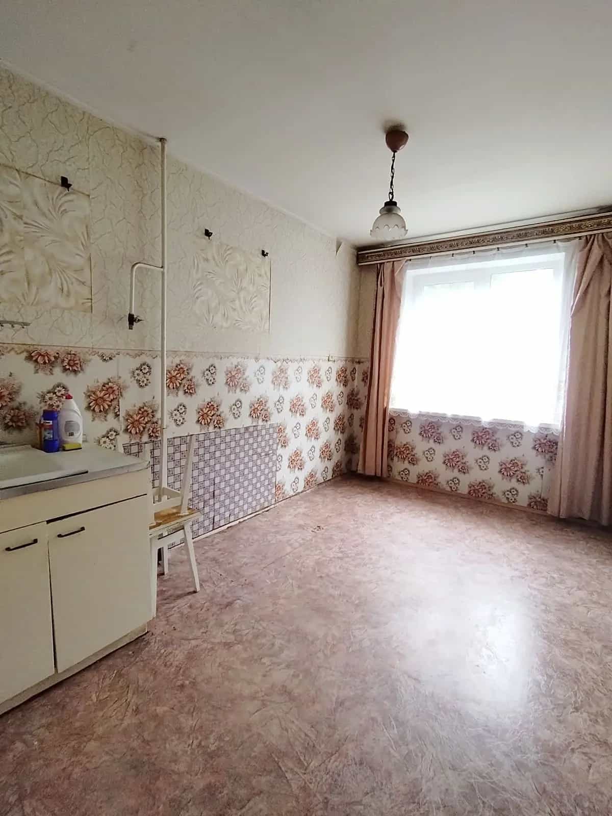 Беларусь, Гомельская область, Жлобин, 16-й микрорайон, 10, фото 3