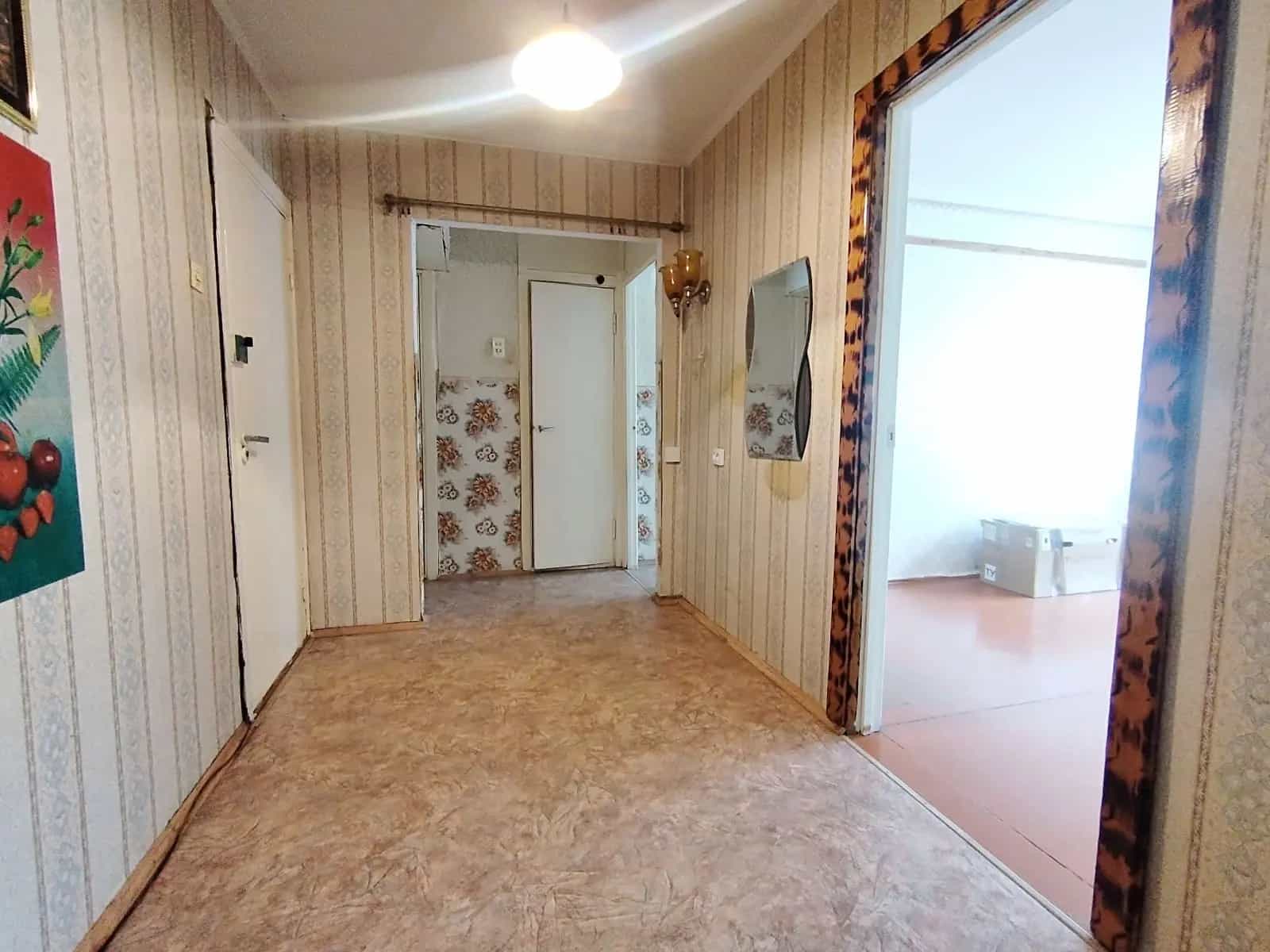 Беларусь, Гомельская область, Жлобин, 16-й микрорайон, 10, фото 7