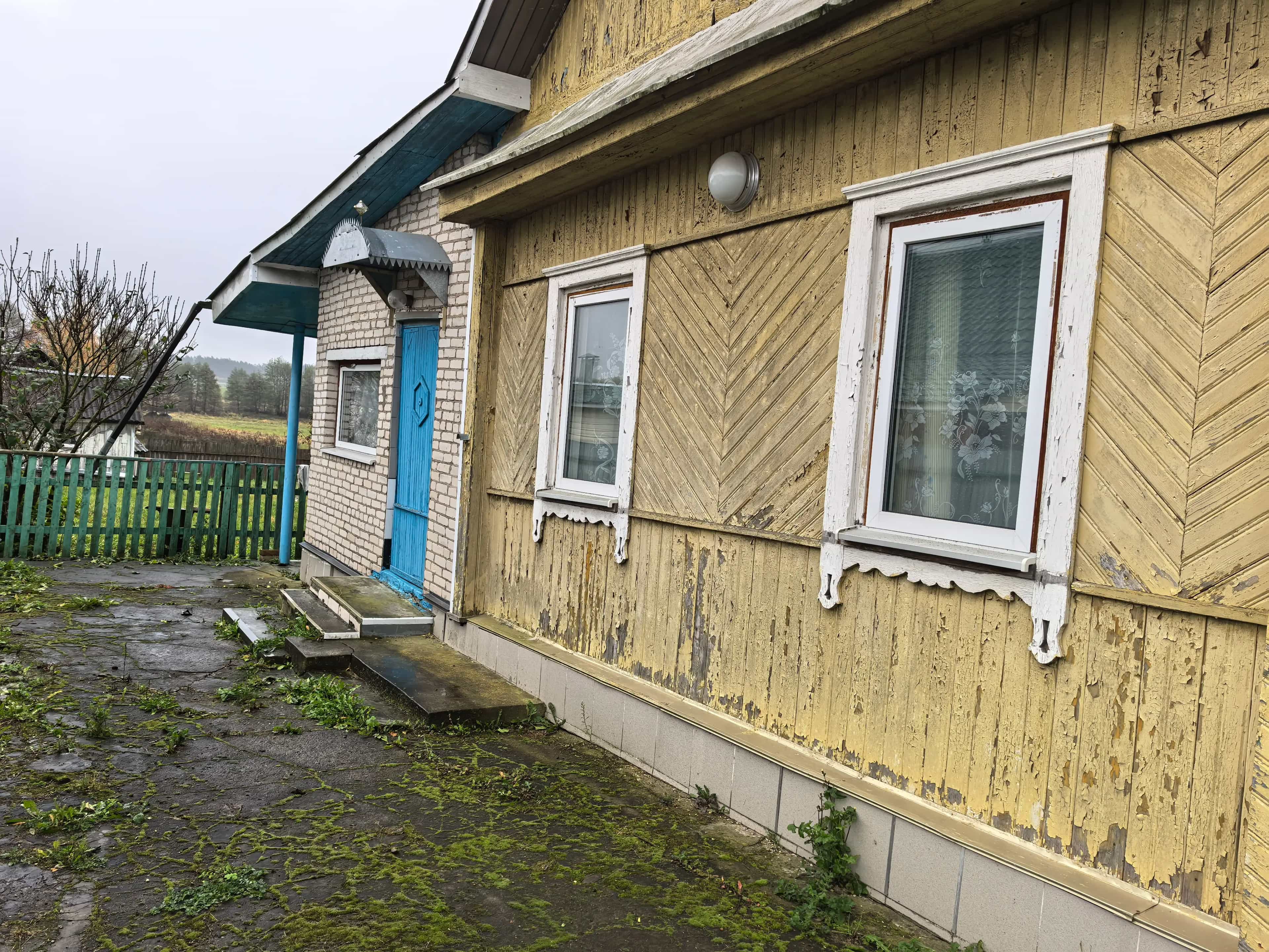 Беларусь, Гродненская область, Кореличский район, городской посёлок Мир, Первомайская улица, 59, фото 2