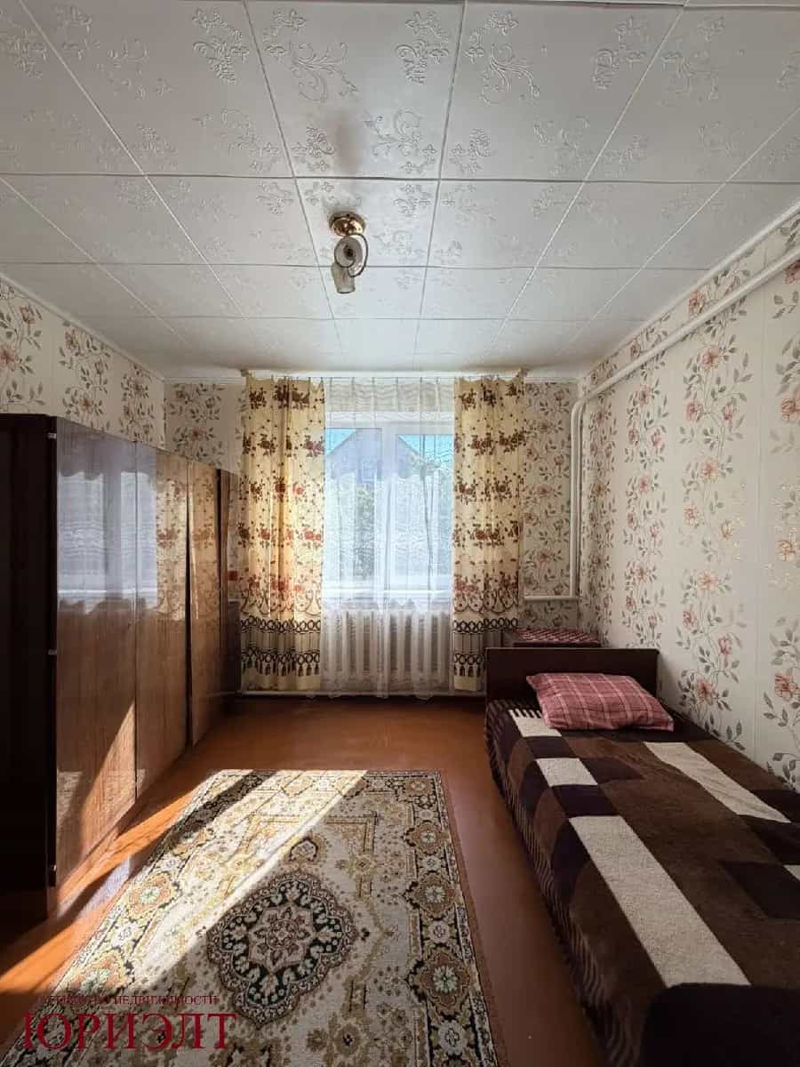 Беларусь, Гродненская область, Дятловский район, городской посёлок Новоельня, Октябрьская улица, 14, фото 8