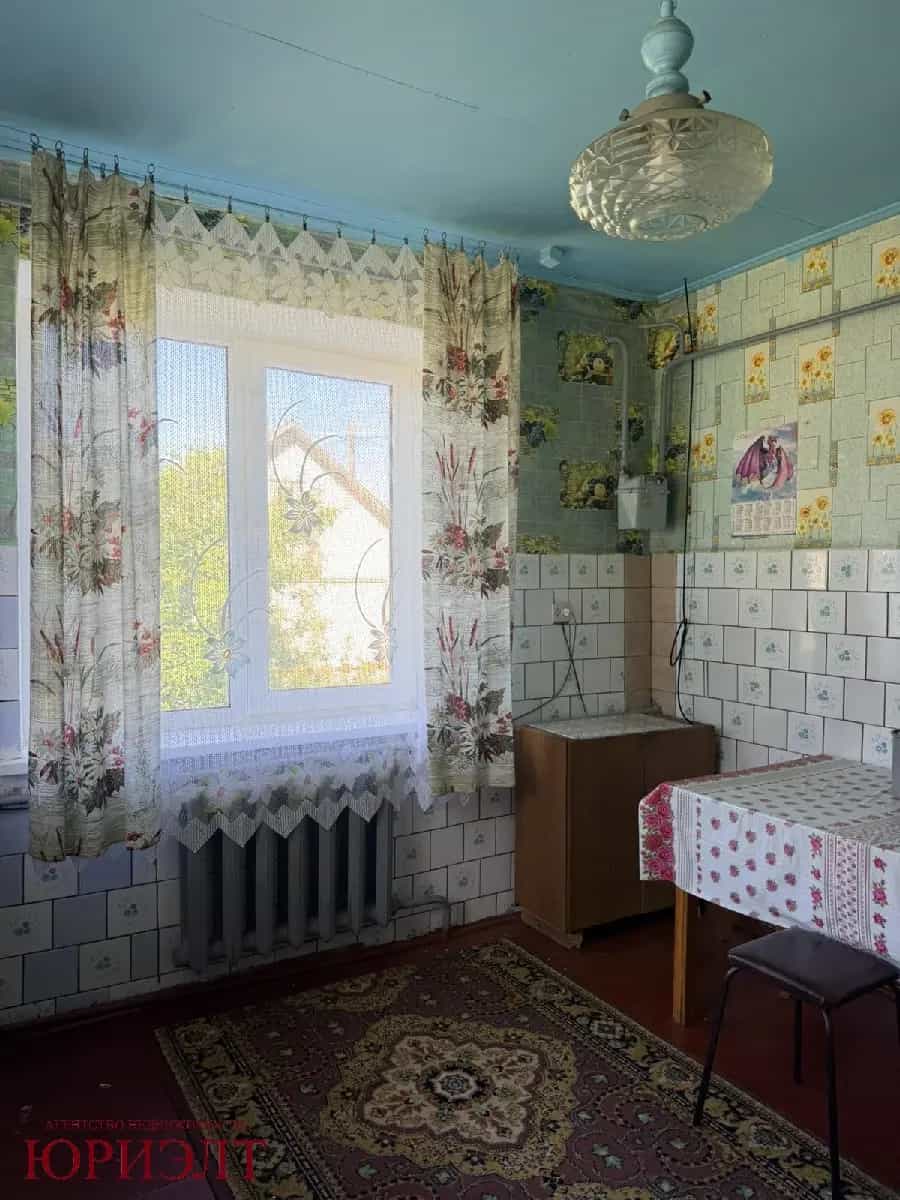 Беларусь, Гродненская область, Дятловский район, городской посёлок Новоельня, Октябрьская улица, 14, фото 13