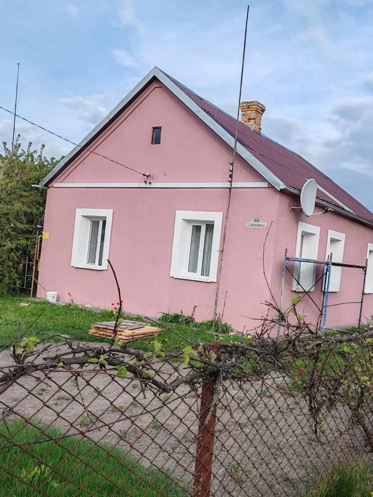 Беларусь, Брестская область, Столинский район, агрогородок Бережное, улица Ленина, 81