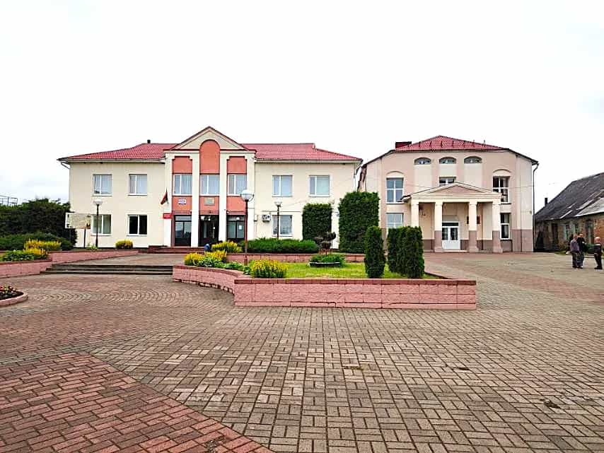 Беларусь, Гродненская область, Ошмянский район, агрогородок Гольшаны, улица Л.П. Финковской, 12, фото 18