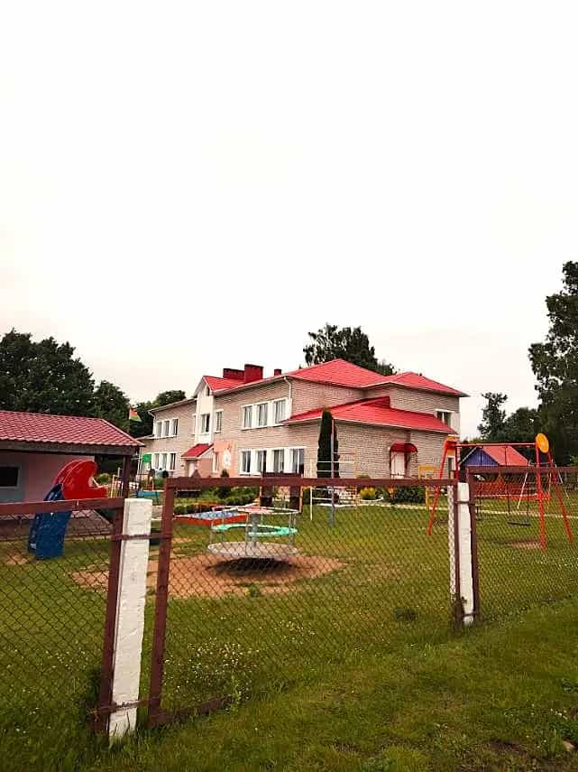 Беларусь, Гродненская область, Ошмянский район, агрогородок Гольшаны, улица Л.П. Финковской, 12, фото 22