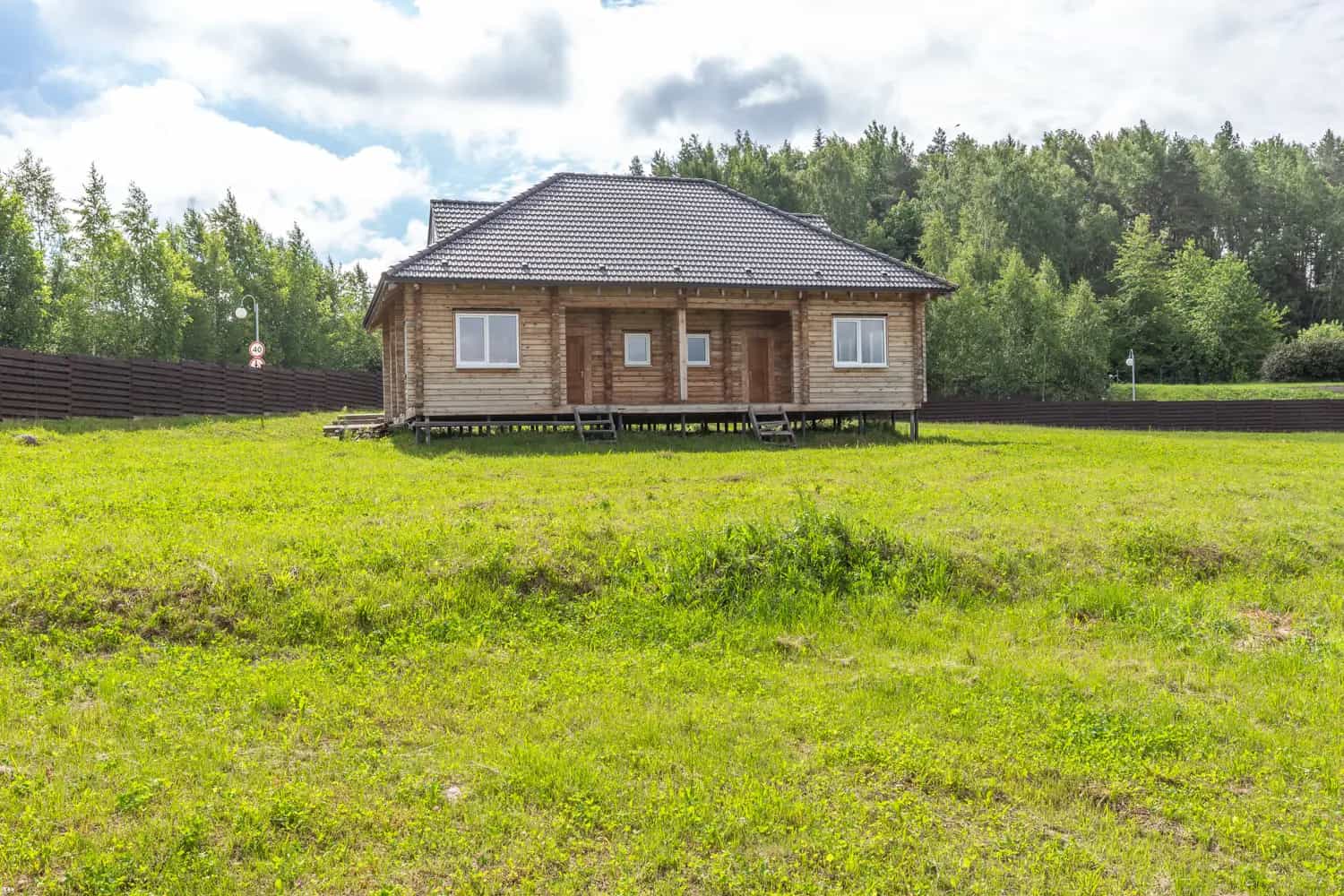 Беларусь, Минский район, Острошицко-Городокский сельсовет, деревня Крестиново, Мирная улица, 1к1, фото 2