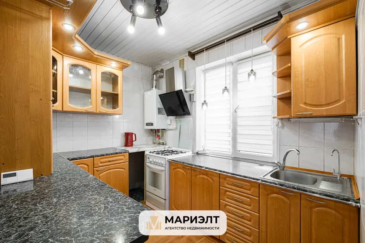 Беларусь, Минск, улица Болотникова, 28, фото 5
