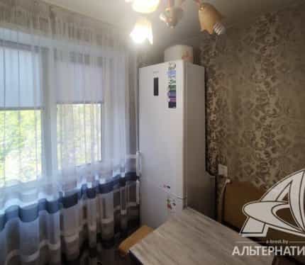 Беларусь, Брест, улица Карбышева, 64, фото 6