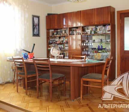 Беларусь, Брест, Урожайная улица, 48, фото 4