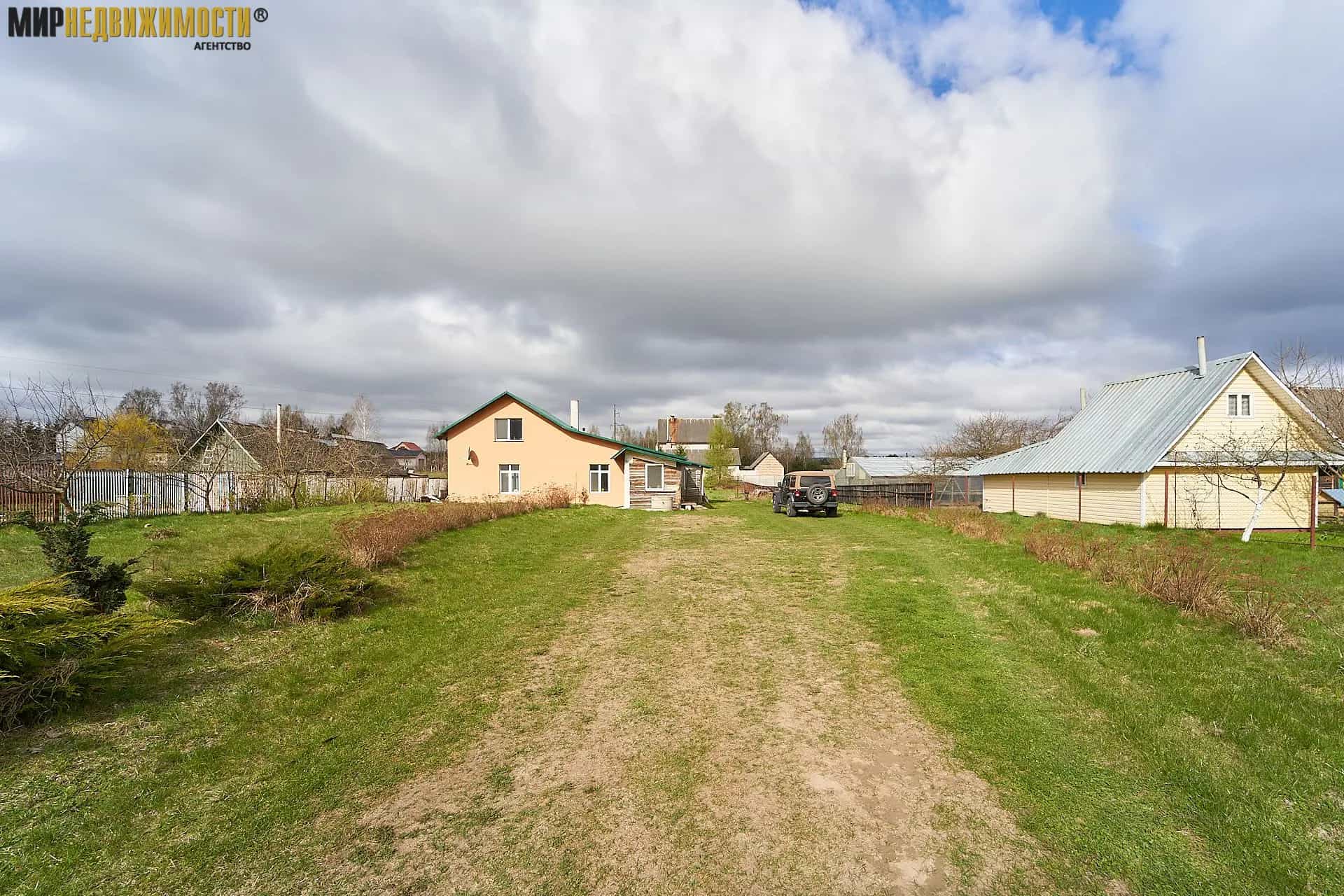 Беларусь, Минская область, Молодечненский район, городской посёлок Радошковичи, улица Янковского, 27, фото 2