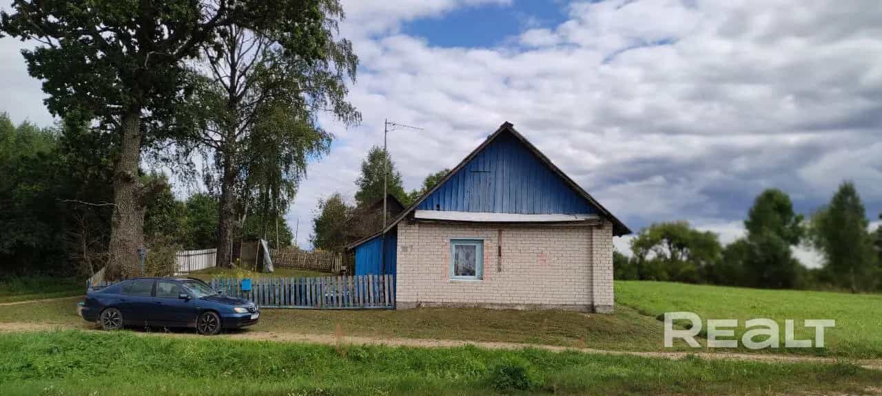 Беларусь, Минская область, Вилейский район, Хотенчицкий сельсовет, деревня Батюжино, Центральная улица, 2, фото 3
