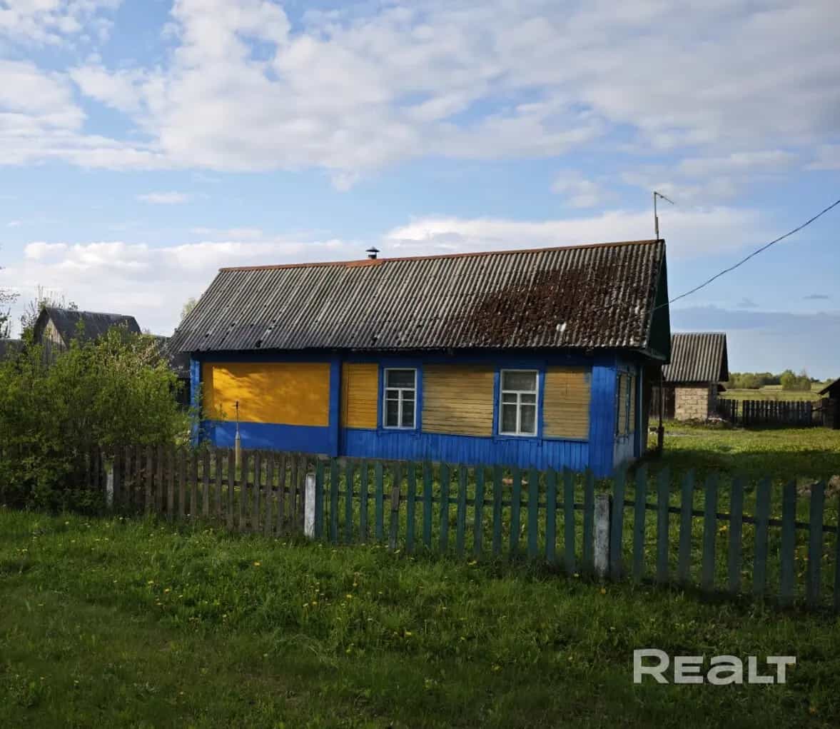 Беларусь, Витебская область, Лепельский район, Слободской сельсовет, агрогородок Слобода, Молодёжная улица, 21А