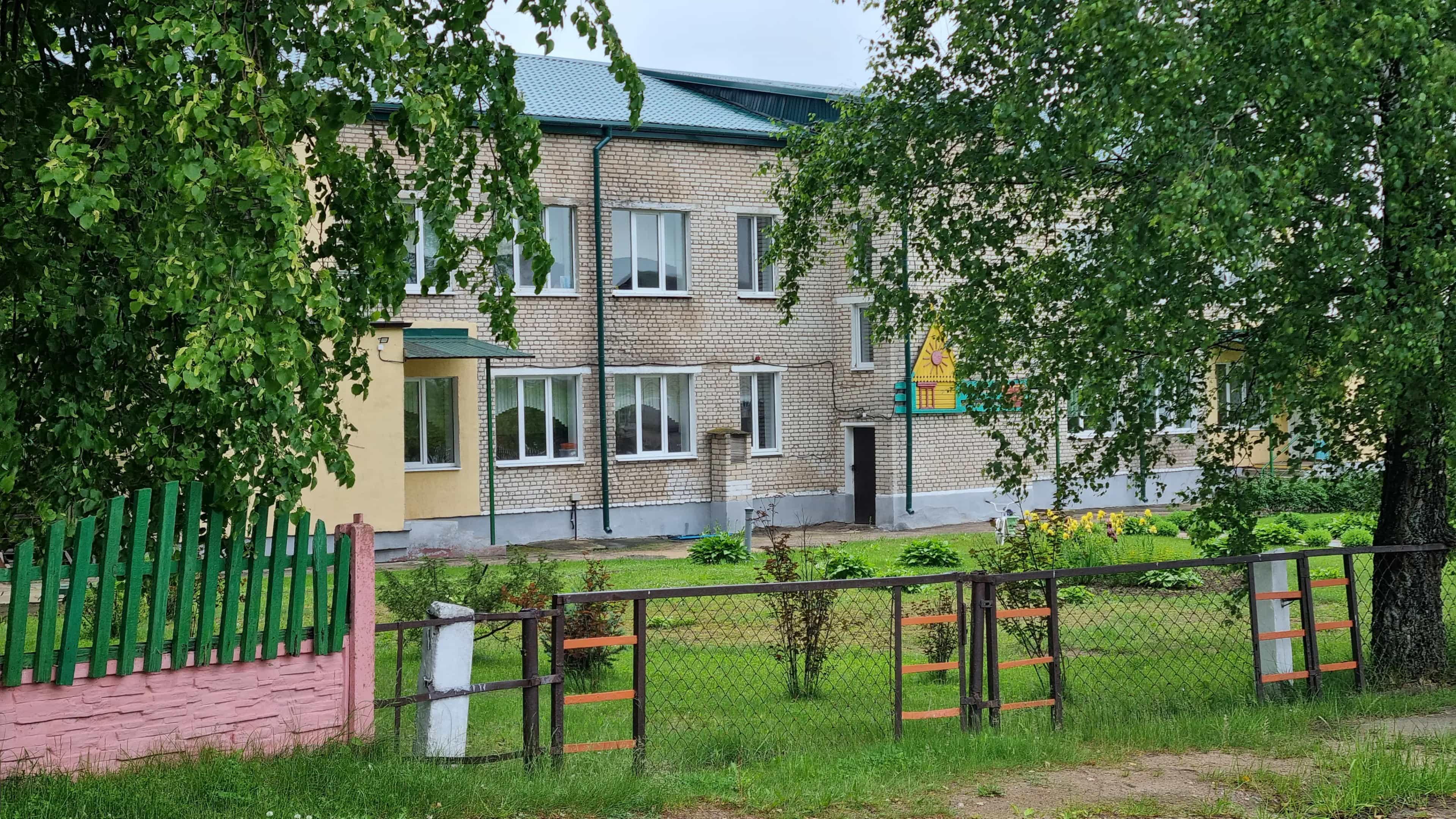 Беларусь, Минская область, Смолевичский район, Усяжский сельсовет, агрогородок Курково, Школьная улица, 66, фото 7