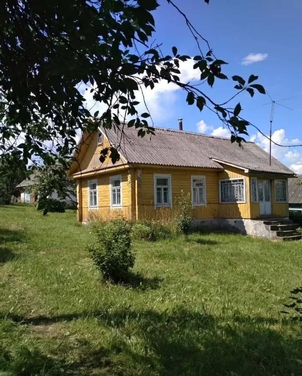 Беларусь, Минская область, Молодечненский район, Городиловский сельсовет, деревня Белые, 22